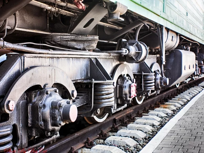 Тепловоз ТЭ33А из Казахстана